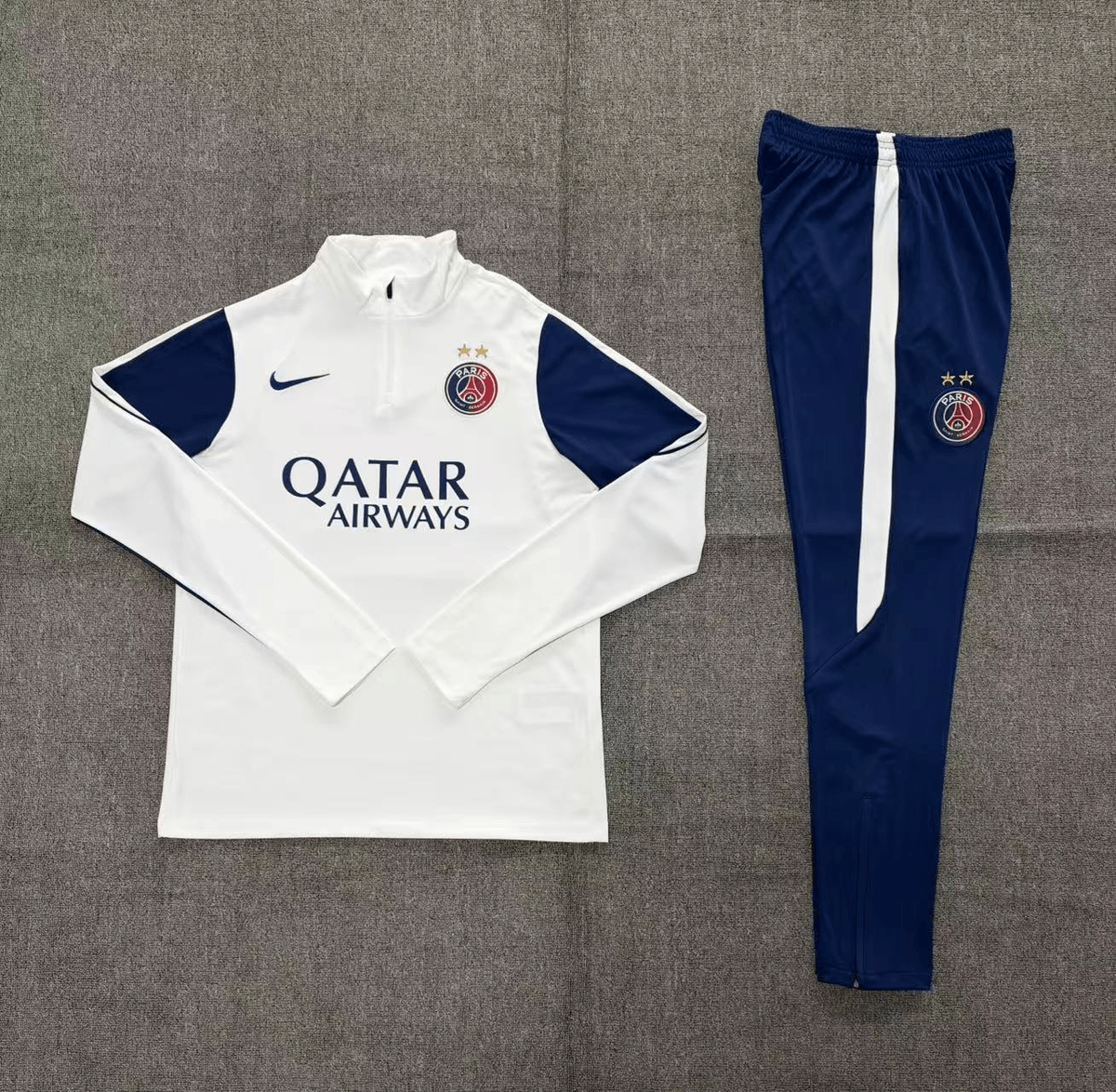 Paris Saint-Germain TUTA ALLENAMENTO · BIANCO / BLU foto 1